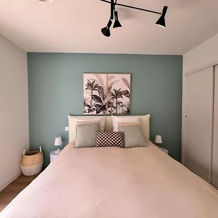 Le Nid Ruthenois - Clim, Wifi, Netflix & Terrasse Apartment *