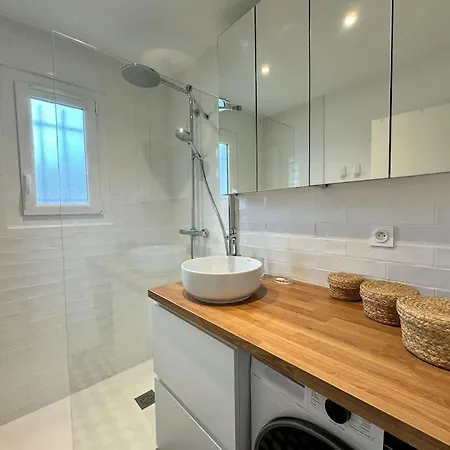 Apartment Le Nid Ruthenois - Clim, Wifi, Netflix & Terrasse Rodez